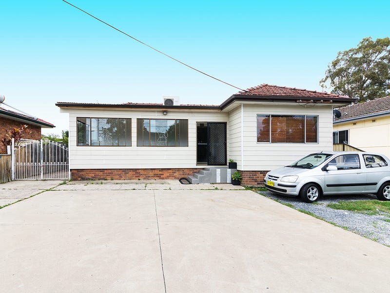 130 Centenary Road, South Wentworthville, NSW 2145