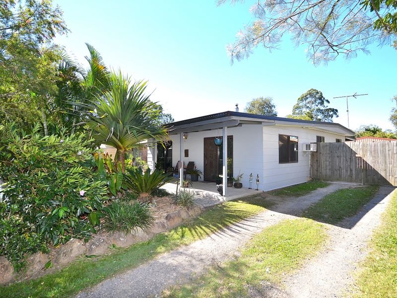 55 Canando Street, Woodford, QLD 4514