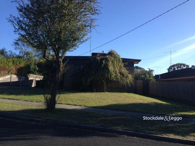 1 Catterick Avenue, Churchill, VIC 3842