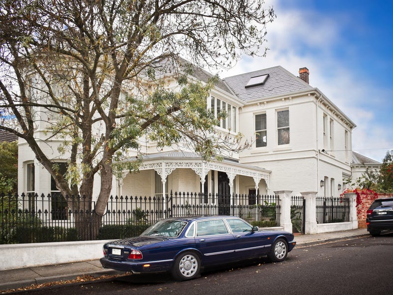 21 Yarra Grove, Hawthorn, Vic 3122 Property Details