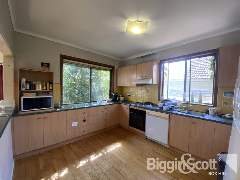 32 Clanbrae Avenue, Burwood, Vic 3125 House for Rent