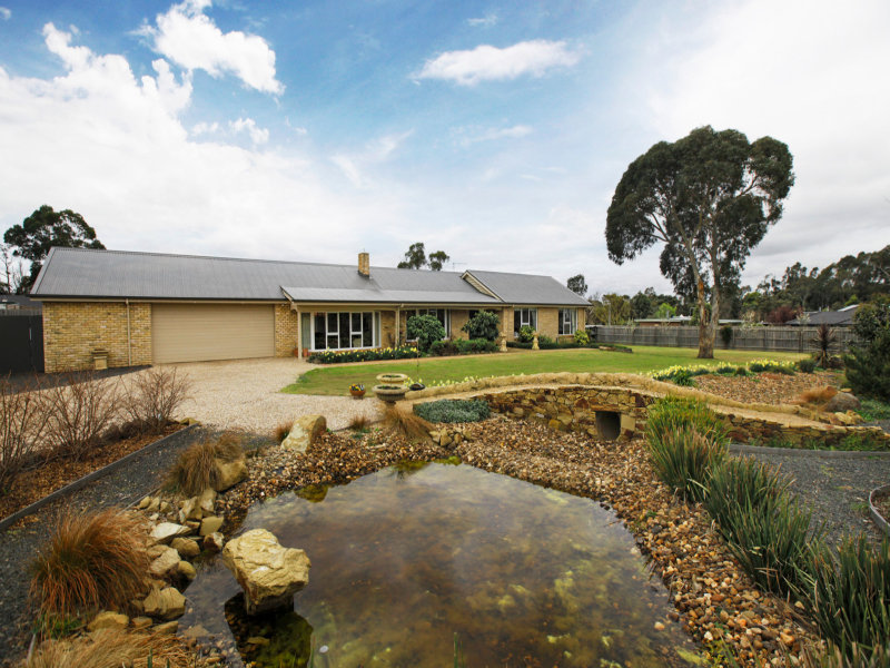 158 Willowbank Road, Gisborne, VIC 3437