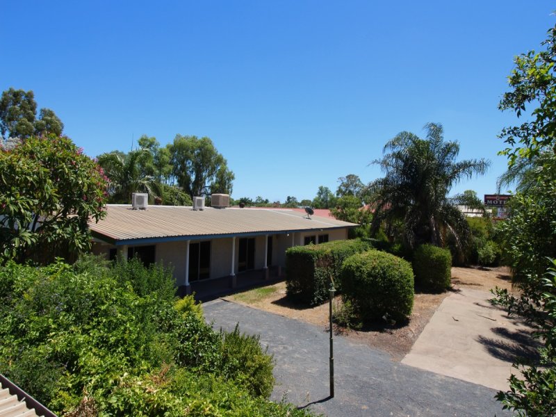 26 Gregory Highway, Emerald, QLD 4720