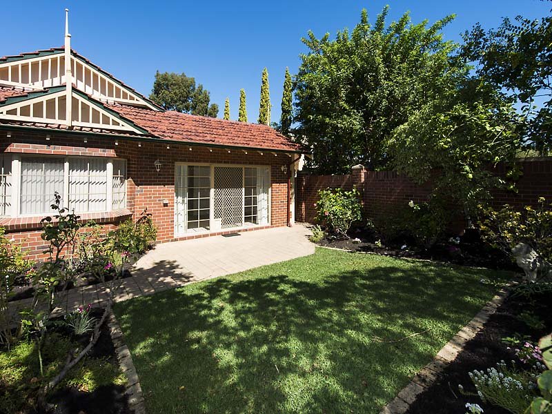 1/112 Waratah Avenue, Dalkeith, WA 6009