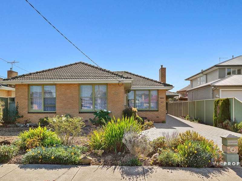 42 Angus Street, Hadfield, Vic 3046 House for Sale