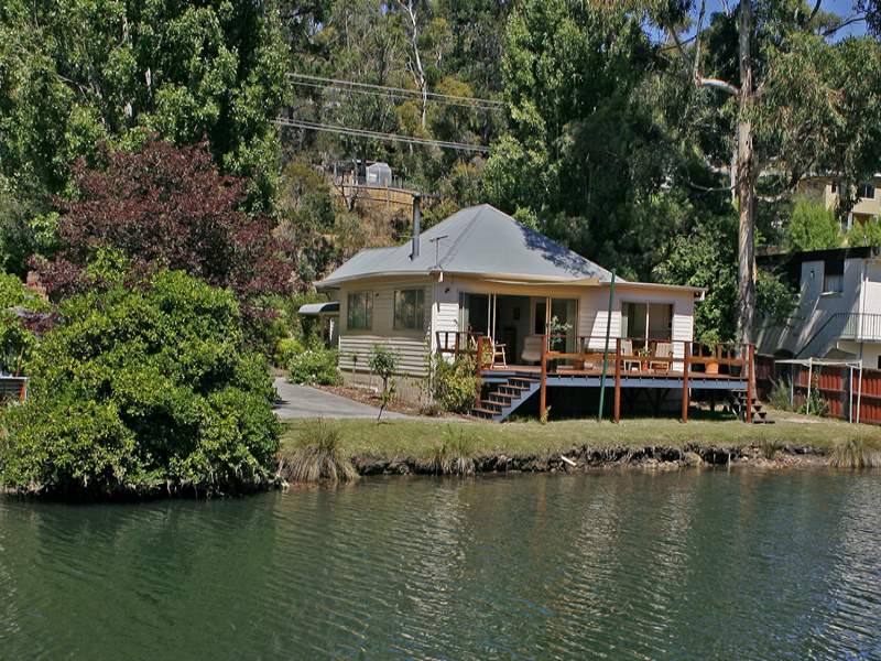 75 Beach Road, Kingston Beach, TAS 7050