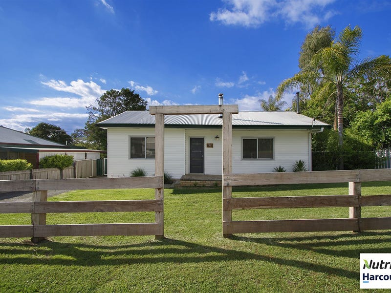 99 King Street, Inverell, NSW 2360 Property Details