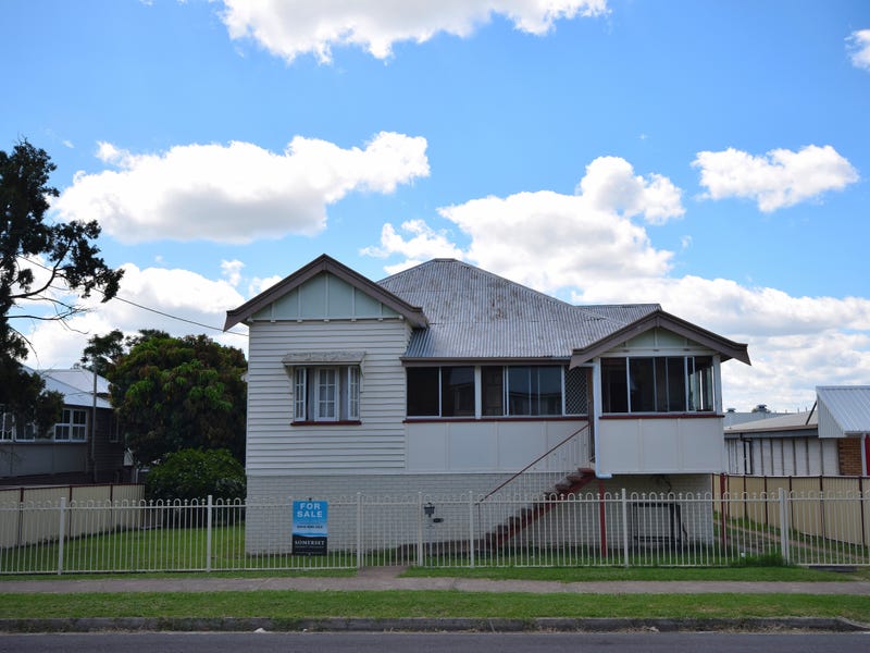 11 Walters Street Lowood QLD 4311 Realestate au