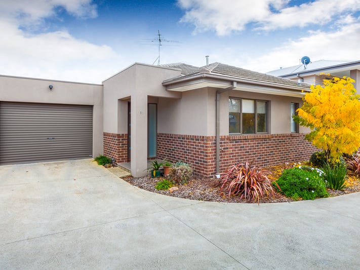 Unit 10, 9 Rodney Street, Gisborne, Vic 3437 Property Details