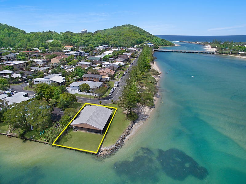 2 Elanora Drive, Burleigh Heads, Qld 4220 - Property Details