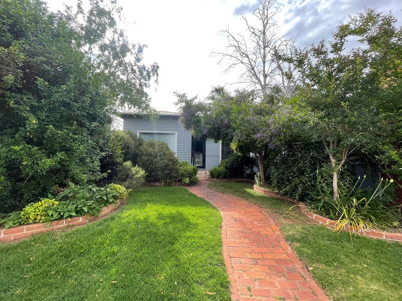 4/16 Main Avenue, Yanco, NSW 2703 House for Rent