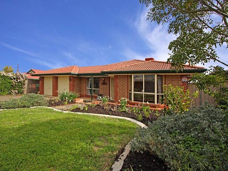 12 Stuart Drive, Craigmore, SA 5114