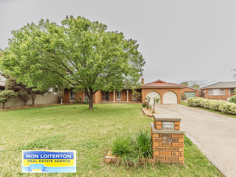 39 Cutler Ave, Cootamundra, NSW 2590 House for Sale