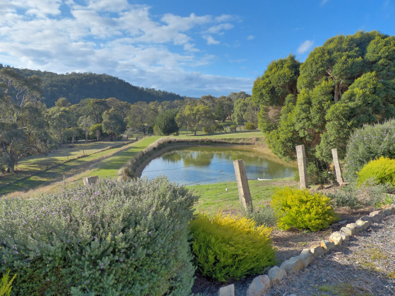 33 Wallaby Drive, Greendale, Vic 3341 Property Details
