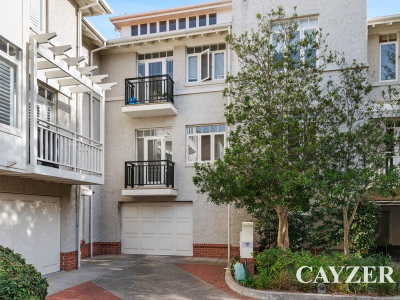 74 Esplanade West, Port Melbourne, VIC 3207