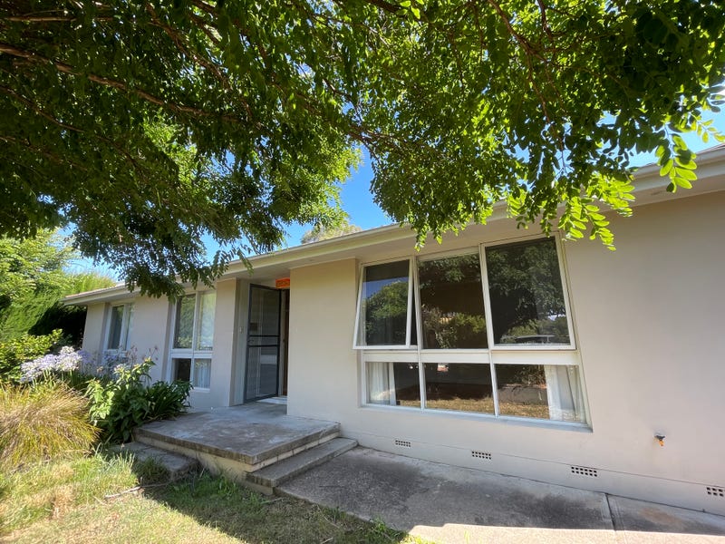 53 Warrego Circuit, Kaleen, ACT 2617 House for Rent