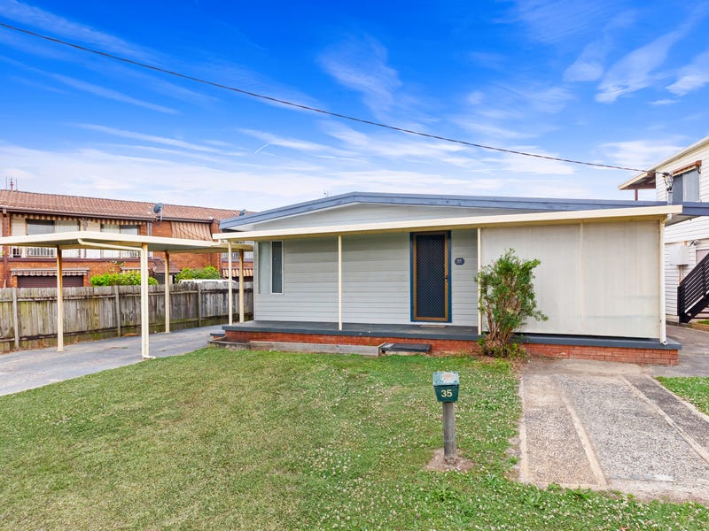 35 Fravent Street, Toukley, NSW 2263 Property Details