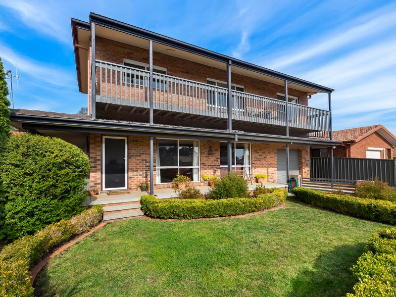 15 Bilkurra Street, Queanbeyan West, NSW 2620