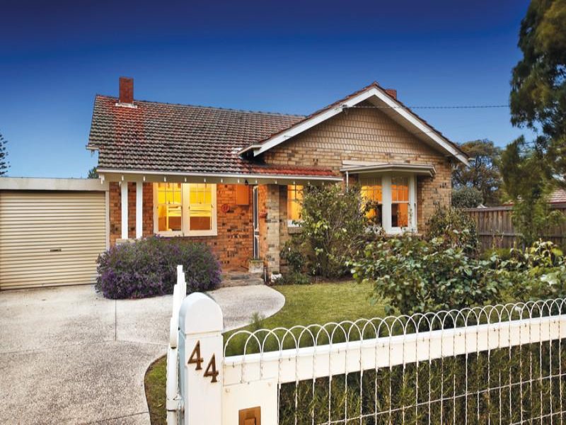 44 Raynes Park Road, Hampton, Vic 3188 Property Details