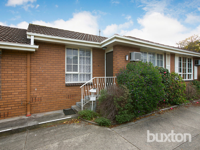 2/182 Weatherall Road, Cheltenham, Vic 3192 Property Details
