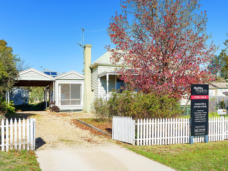 34 Etty Street, Castlemaine, Vic 3450 Property Details