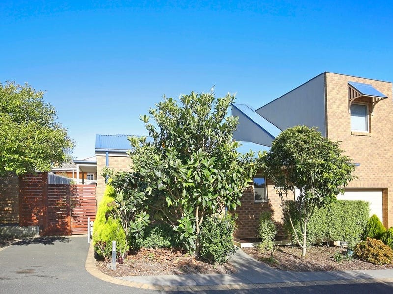 2/174 Elder Street, Greensborough, VIC 3088