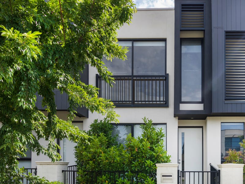 8 Portrait Way, Coburg North, VIC