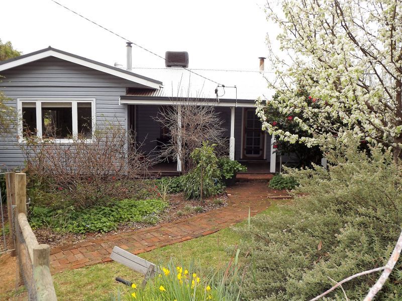 24 Blackwood River Drive, Balingup, WA 6253 Property Details