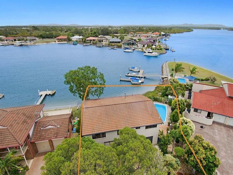 33 The Peninsula, Yamba, NSW 2464 Property Details