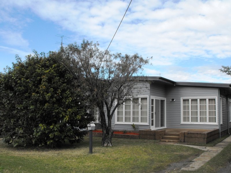 3 Ajax Avenue, North Wollongong, NSW 2500