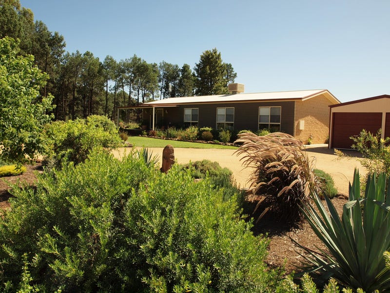 9 Karawatha Drive, Narrandera, NSW 2700