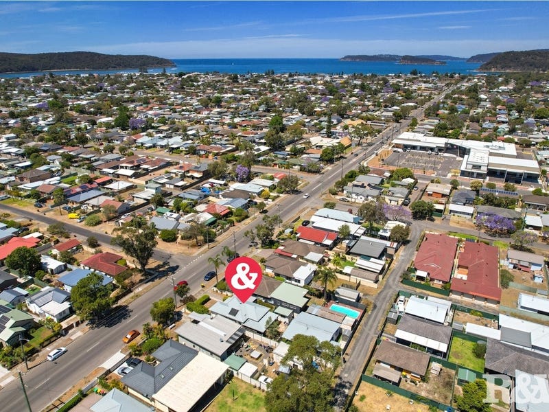 333 Ocean Beach Road, Umina Beach, NSW 2257