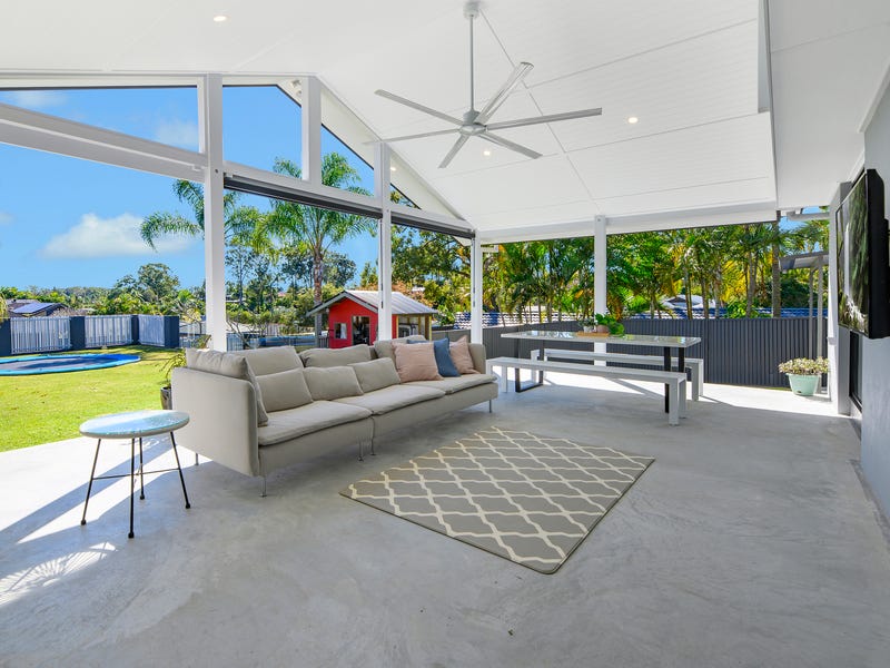 4 Binalong Drive, Ashmore, Qld 4214 House for Sale