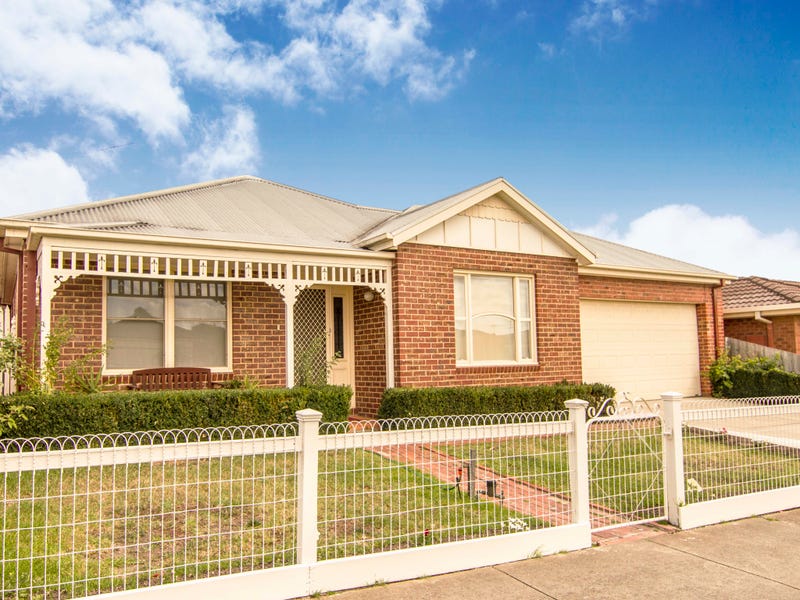 11 Param Street, Grovedale, VIC 3216