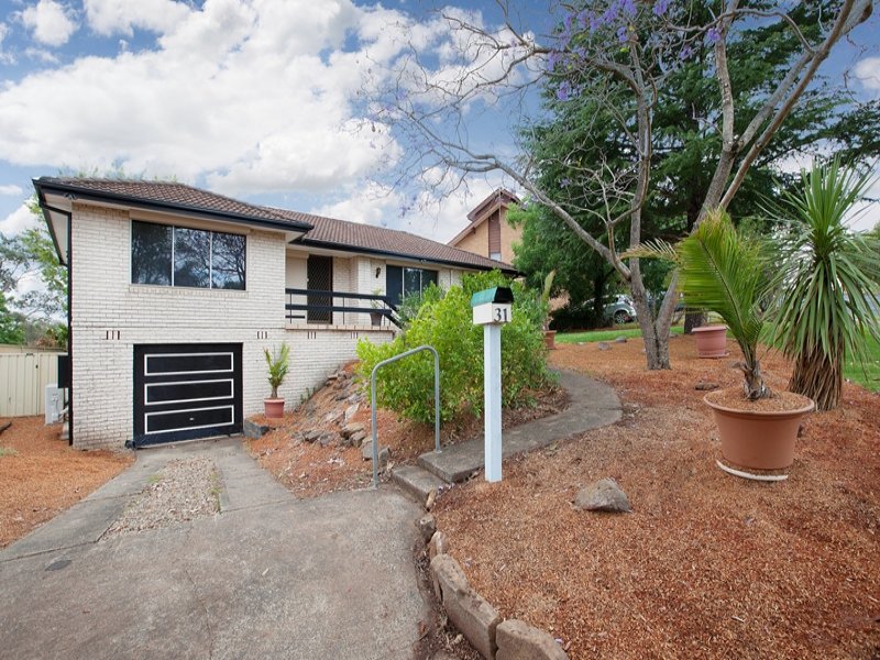 31 Campbellfield Avenue, Bradbury, NSW 2560
