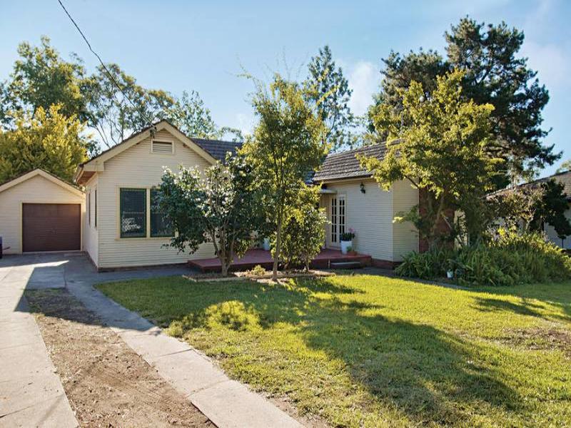 32 Mount street, Glenbrook, NSW 2773 Property Details