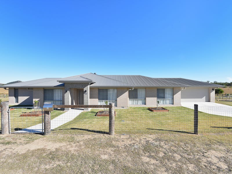 2 Regent Court, Regency Downs, QLD 4341