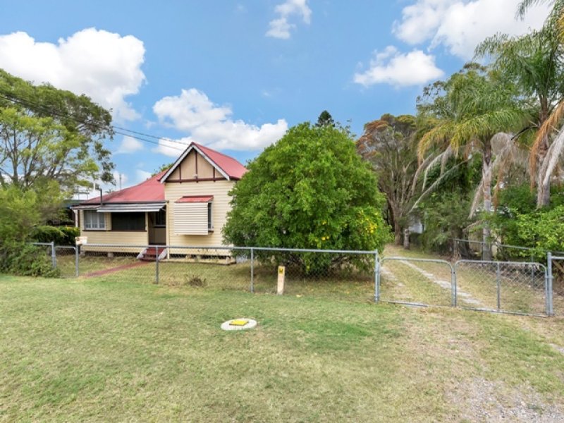 6 Street, Blackstone, Qld 4304 Property Details