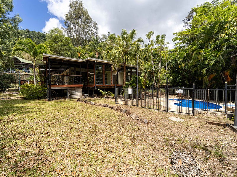 25 Eshelby Drive, Cannonvale, Qld 4802 Property Details