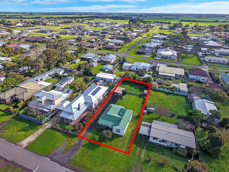 33 Station Street, Koroit, Vic 3282 Property Details