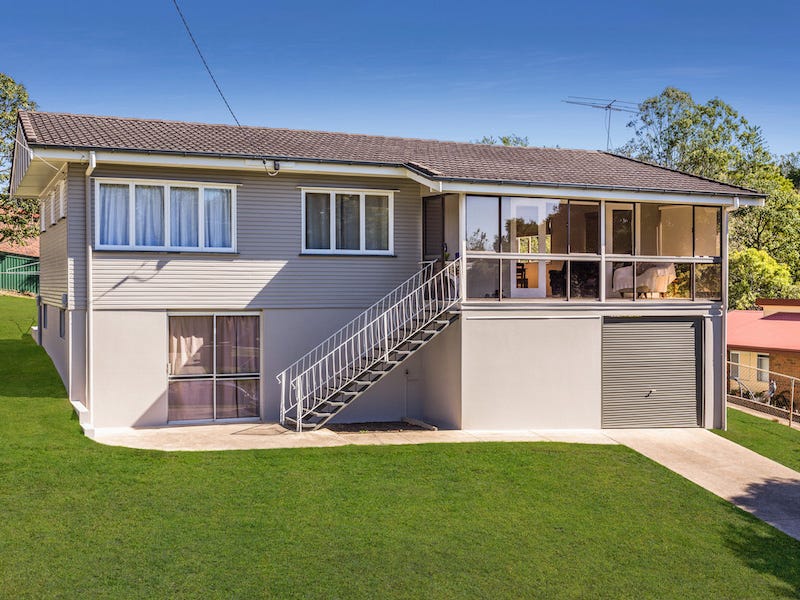 10 Marchant Street, Tarragindi, Qld 4121 Property Details