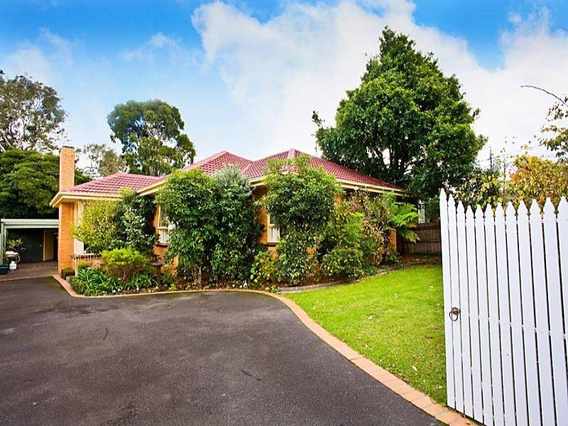 149 Oak Street, Beaumaris, Vic 3193 Property Details