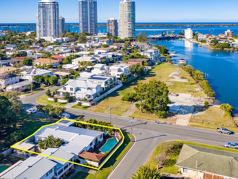 76 Stradbroke Street, Runaway Bay, QLD 4216