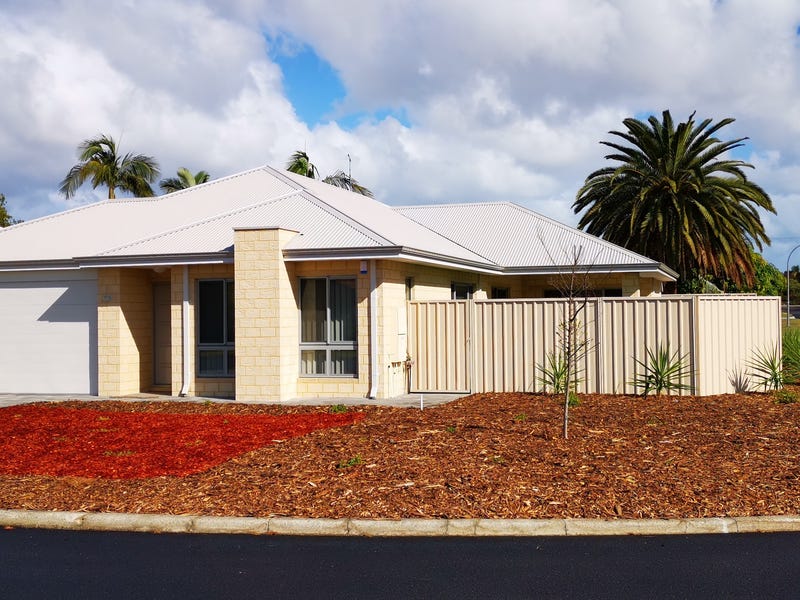 31 Collett Way Leeming Wa 6149 Realestate Com Au