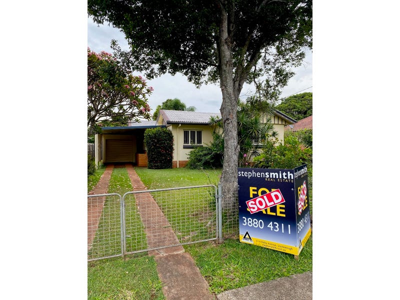 17 Herbert Street, Scarborough, Qld 4020 Property Details