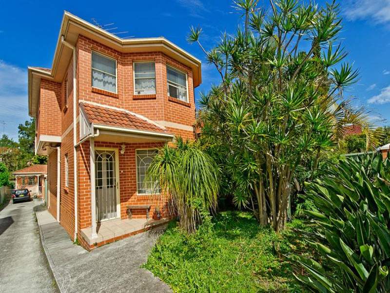 2 Anglesea Street, Bondi, NSW 2026 Property Details