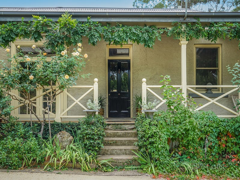 22 Merrifield Street, Castlemaine, Vic 3450 Property Details