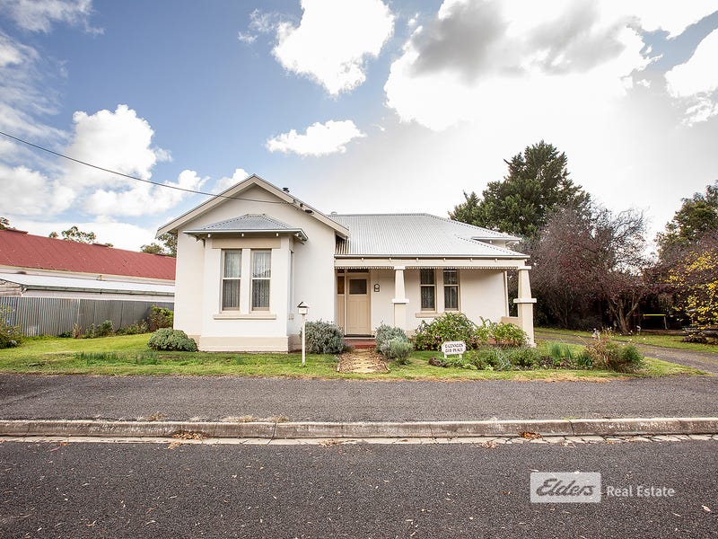 17 YOUNG STREET, Penola, SA 5277 Property Details