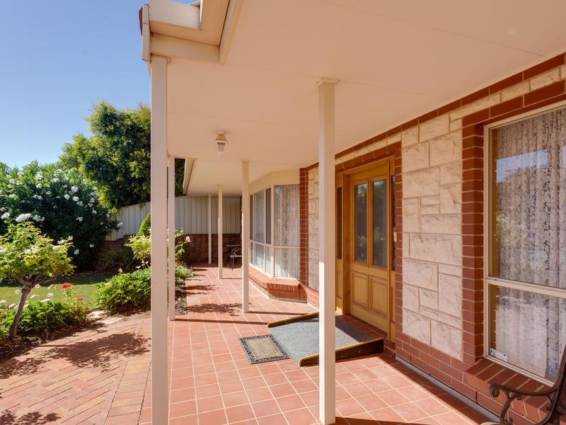 42 Fourth Street, Loxton, SA 5333 House for Sale