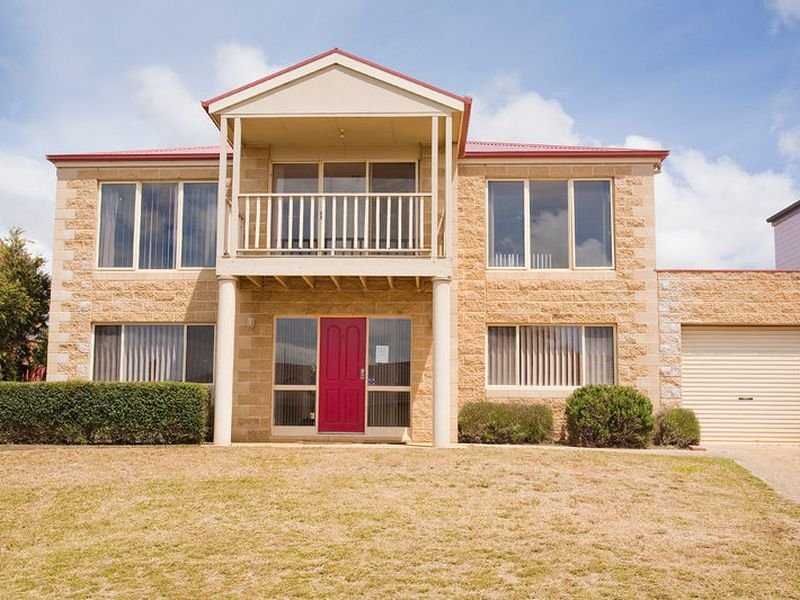 5 The Mews, Torquay, Vic 3228 Property Details